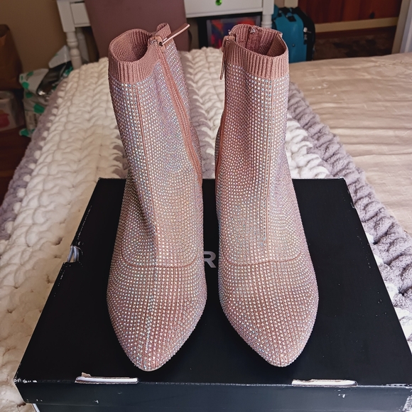 Torrid stretch knit bootie - Picture 2 of 4